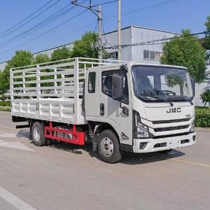 Camión de Carga JMC 4X2 de 6 Ruedas con Barandas Altas, Precio de Fábrica en China, en Venta - Product Image 3