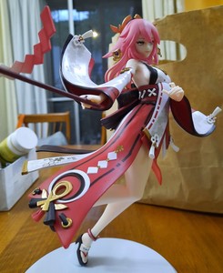 Figurines de jeu vidéo Keqing <span class=keywords><strong>Yae</strong></span> Miko de 25 cm, modèle de dessin animé en PVC, figurine de fille d'anime, collection, vente en gros d'usine - Product Image 3