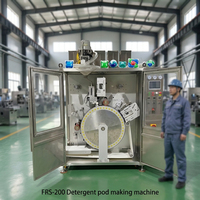 Machine automatique de fabrication, de formage et de scellage de sachets de lessive liquide en film PVA de type rotatif pour la vente