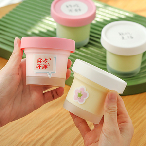 Vente en gros de <span class=keywords><strong>yaourt</strong></span> grec jetable <span class=keywords><strong>crème</strong></span> glacée en plastique givré PP 100ml tasse de qualité alimentaire bouteille gelée pouding conteneur tasse en plastique - Product Image 2