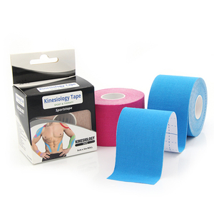 TUV K-Tape กีฬากล้ามเนื้อบรรเทาอาการปวดเทปกายภาพสำหรับกีฬานักกีฬาป้องกันร่วมกันทำในประเทศจีนโรงงานเทป