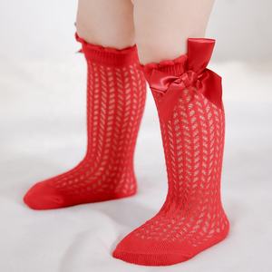 Calcetines de Punto Trenzado Españoles al por Mayor <span class=keywords><strong>con</strong></span> Lazo, Calcetines de Algodón hasta la Rodilla para Bebés Niñas de 6 a 12 Meses - Product Image 4