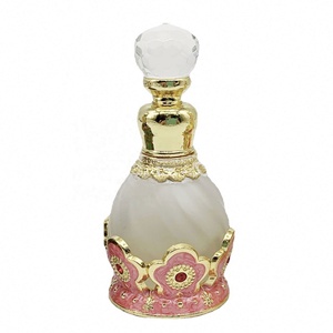 Proveedor Chino de Botellas de Perfume Vacías de 30 ml con Tapa, Estilo Árabe de Dubái, Diseño Único y Elegante, Venta al Por Mayor - Product Image 2