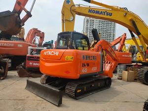 Mini-excavatrice Hitachi ZX60 d'occasion, petite taille, prix abordable, excellente qualité, équipement d'excavation d'origine avec lame - Product Image 6