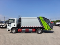 Camion de voirie urbaine ISUZU de 8 mètres cubes, camion à ordures compacté, véhicule de recyclage des déchets à vendre