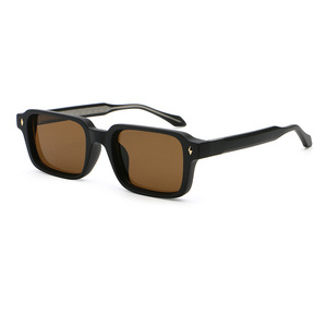 98112 Nouveau modèle <span class=keywords><strong>de</strong></span> <span class=keywords><strong>lunettes</strong></span> <span class=keywords><strong>de</strong></span> <span class=keywords><strong>soleil</strong></span> pour femmes, design rétro à rivets, <span class=keywords><strong>lunettes</strong></span> <span class=keywords><strong>de</strong></span> <span class=keywords><strong>soleil</strong></span> haut <span class=keywords><strong>de</strong></span> gamme pour le commerce international et les voyages en extérieur - Product Image 2