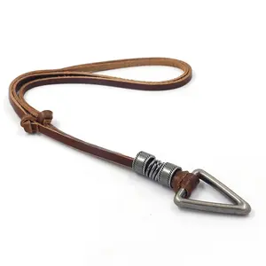 Простое коричневое кожаное треугольное ожерелье с подвеской, Длинная регулируемая цепочка для свитеров в стиле хип-хоп и Ретро для мужчин