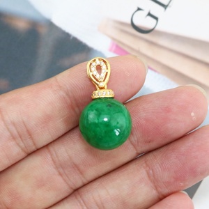 YL0076エレガントなグリーンジェイドラウンドボールチャームペンダントビーズ中国のシンボル - Product Image 4