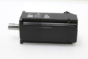 YASKAWA SGM7J-04AFD2C Usado con Conector 400W - Product Image 6