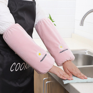 Peachcone Oversleeves Pink Fleece Water Resistant For Kitchen Use - Product Image 1