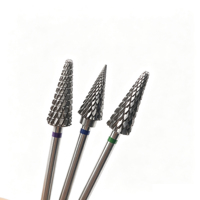 Embout de ponceuse à ongles en carbure de forme conique populaire en Russie pour l'élimination de l'acrylique