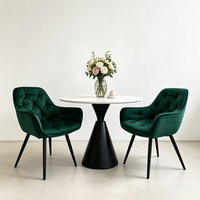 Fauteuil d'appoint capitonné haut de gamme en velours avec pieds en métal noir pour la maison et l'appartement