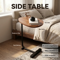 Table basse en fer moderne au design industriel, avec rangement, design écologique pour le mobilier de salon