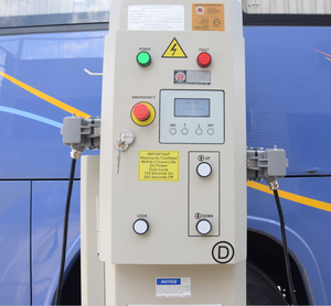 Elevador de Columnas Móvil Hidráulico de Acero de Cuatro Postes con Batería Certificado MAXIMA ALI ML4030BC Equipo de Reparación de Carrocería - Product Image 5