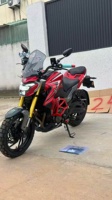 Haojuea DR250 250cc Naked Streetbike Rojo Dorado con Horquilla Invertida y Freno de Disco Doble ABS
