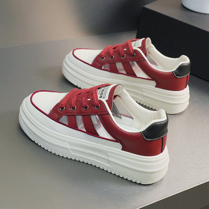 รองเท้าโลฟเฟอร์ผู้หญิง LYKU YB5A55 รุ่นใหม่ปี 2026 แบบเจาะรู ระบายอากาศได้ดี พื้นหนา ใส่สบาย แฟชั่นอเนกประสงค์ เหมาะสำหรับใส่ลำลอง - Product Image 5