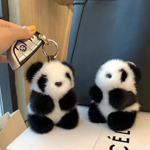 Porte-clés en fourrure de lapin Rex, adorable et exquis, petit panda en peluche, breloque de sac haut de gamme, cadeau d'anniversaire <span class=keywords><strong>Netflix</strong></span> - Product Image 4