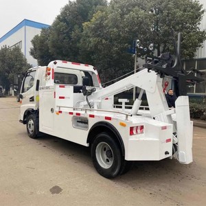 Camión de Rescate Pequeño 4x2 con Pluma Integrada y Elevador de Ruedas, Grúa de Remolque de 3t para Recuperación de Averiados - Product Image 3