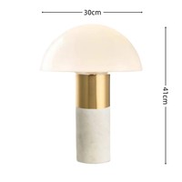 Lampe de table moderne en marbre unique pour la décoration intérieure de la maison Grande chambre d'hôtel Veilleuse latérale Alimentation électrique en métal