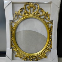 Miroir de chambre à coucher rétro en plastique PU à tenture murale ornée promotionnelle classique