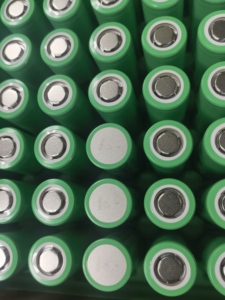 Originaler 5000mAh 21700 Akku für Samsung INR21700 zylindrische Lithium-Ionen 50S 21700 Batterie zum Verkauf - Product Image 3