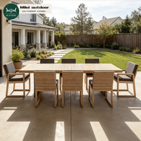 Ensemble de table et chaises de salle à manger d'extérieur modernes, imperméables, durables, en teck massif, meubles de jardin de luxe, villa, hôtel, plage