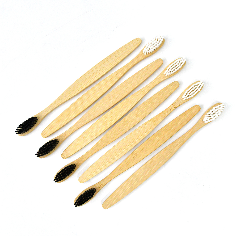 Органическая Бамбуковая зубная щетка с древесным углем и щетиной кабана