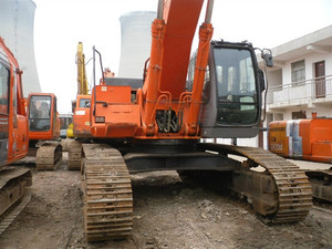 Excavadora de cadenas Hitachi 450 470 490 usada original de Japón con cucharón de 1.9m, potencia de 286kW, alta eficiencia y 6 meses de garantía - Product Image 2