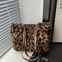 Sac fourre-tout élégant en peluche à imprimé léopard, grande capacité, nouvelle mode 2024, pour femme, à porter à l'épaule