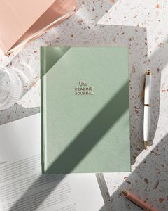 Diario di Lettura Personalizzato in Lino Verde Salvia con Copertina Rigida, Registro di Lettura per Recensioni e Monitoraggio del Progresso, Quaderno per Amanti dei Libri - Product Image 4