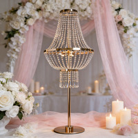 Lampe de table LED sans fil rechargeable avec télécommande, rideau de perles de cristal suspendues, support floral, centre de table décoratif