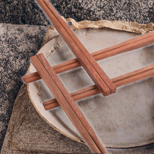 Palillos de Madera Natural para el Hogar, Estilo Antiguo, de Sándalo Rojo y Caoba, Sin Laca ni Cera, Ecológicos y Lisos - Product Image 3