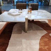 Table basse en marbre irrégulier de style minimaliste italien YUSHI Creative Design pour la décoration de l'appartement, de l'hôtel et du salon