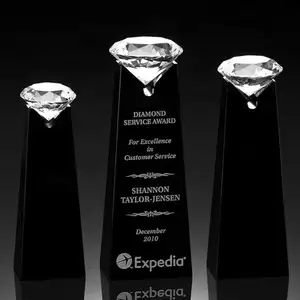 Onur kristal yeni tasarım 3d kristal elmas kristal ödül ve kupalar özelleştirilmiş boş elmas kupa