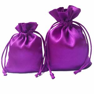 Petit sac d'emballage en satin rose avec cordon de serrage, sacs de rangement personnalisés en satin pour perruques avec logo, sacs cadeaux personnalisés - Product Image 2