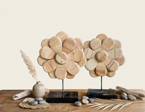 Estatua Artística de Raíz de Teca Natural Matahari con Base de Agua y Recubrimiento para Decoración del Hogar - Product Image 1