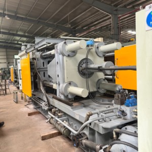 เครื่องหล่อเย็นแมกนีเซียมอลูมิเนียมอัลลอยด์แบบอัตโนมัติ380V 500T ควบคุมด้วย PLC มัลติฟังก์ชั่นความปลอดภัยสูง - Product Image 6