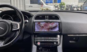 สำหรับ Jaguar XE/XEL/F-PACE ปี 16-19 หน้าจอแสดงผลระบบนำทางขนาด 10.25 นิ้ว ความละเอียดสูง แบบสัมผัส Capacitive สำหรับแผงควบคุมกลาง - Product Image 4