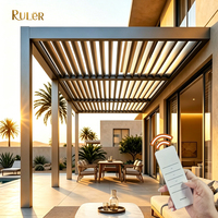 Pergola motorisée moderne de luxe, imperméable, en aluminium, avec portes coulissantes en verre, toit à lamelles bioclimatiques pour terrasse