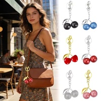 Nouveau porte-clés cerise scintillante en résine, bijou DIY, finition pailletée, pour clés de voiture, décoration de sac à dos