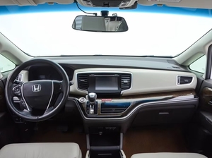 <span class=keywords><strong>Véhicule</strong></span> <span class=keywords><strong>Commercial</strong></span> d'<span class=keywords><strong>Occasion</strong></span> 7 Places Honda Modèle 2015 Restylé 2.4L Édition Confort Conduite à Gauche - Product Image 6