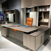 Ensemble de table de bureau ergonomique Table de bureau de directeur Bureau de luxe Bureau de direction Bureau de patron moderne