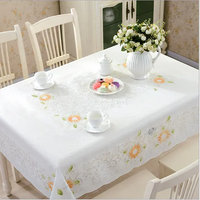 Rouleaux de couverture de table imperméable PVC PET nappe en plastique imprimée personnalisée de luxe