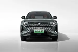 Satılık yeni enerji araçlar Changan Suv araba kullanılmış araba Changan UNI-T 2022 1.5T mükemmel Model ekran