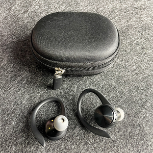 Audífonos Inalámbricos TWS-J92 con Cubierta de Tela, Estilo Gancho para la Oreja, Deportivos, con Pantalla Digital LED Espejo y Bajos Impactantes - Product Image 4