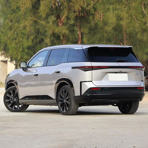 Mejor Relación Calidad-Precio Coche Usado Toyota BZ3X SUV Eléctrico Largo Alcance 520km Pintura Original Bajo Kilometraje para Exportación - Product Image 4