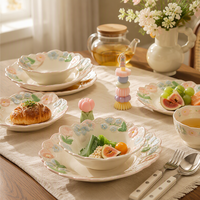 Service de vaisselle en céramique sous glaçure florale, ensemble de bols et assiettes en forme de fleur, vaisselle pastel pour la maison et les cadeaux