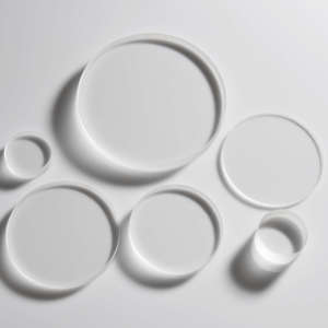 أداء عالي في نقل الضوء للوح الكوارتز الدائري للمختبرات، لوح كوارتز شفاف - Product Image 2