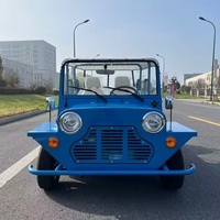 Voiturette de golf électrique vintage à quatre roues, mini véhicule utilitaire à cabine ouverte, bleue