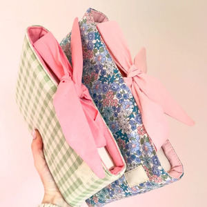 Borsa Cosmetica in Cotone con Motivo Floreale Personalizzato, Chiusura a Fiocco, Custodia per Trucchi da Ragazza, Borsa per Kindle di Alta Qualità e Grande Capacità - Product Image 1